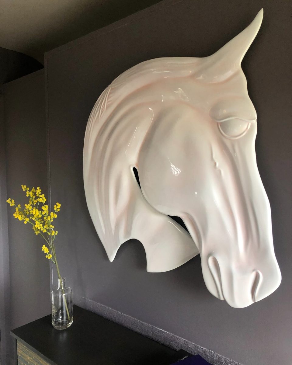 Side angle wall display